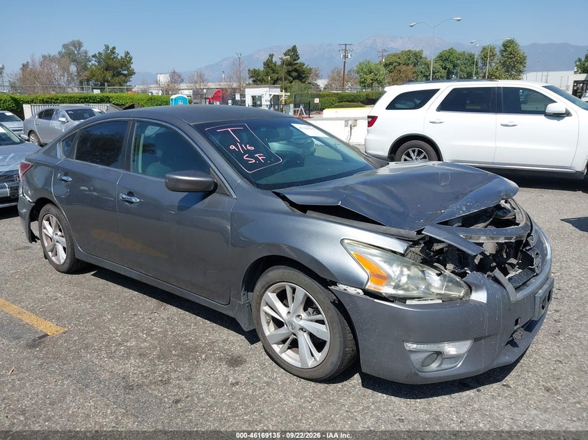 2015 NISSAN ALTIMA 2.5 SV | 1N4AL3AP4FC111074 | UPCARS