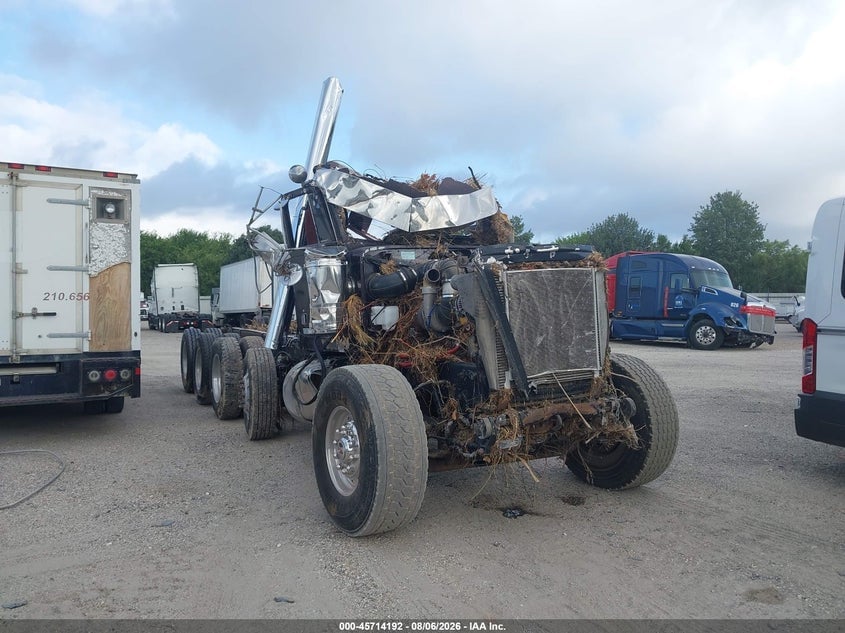 2002 PETERBILT 379 | 1XP5PBTX02D586389 | UPCARS