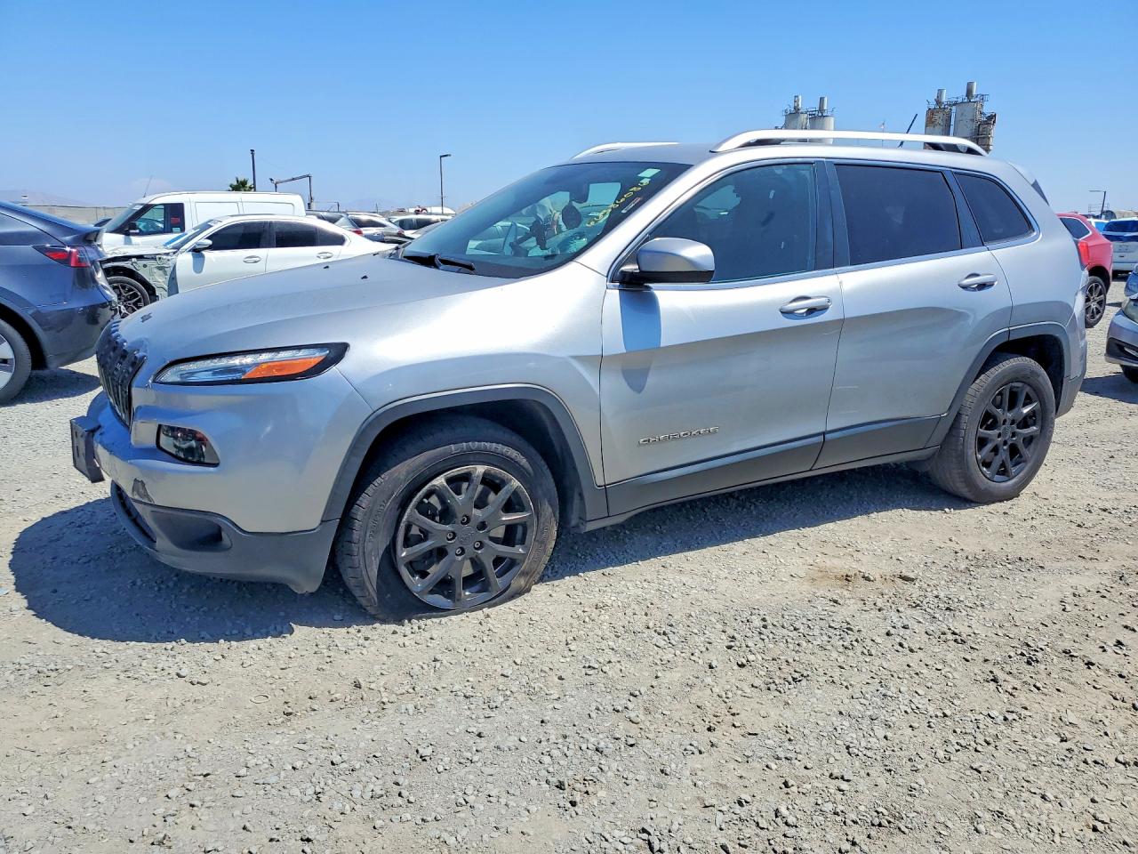 2015 JEEP CHEROKEE LATITUDE | 1C4PJMCB1FW715519 | UPCARS
