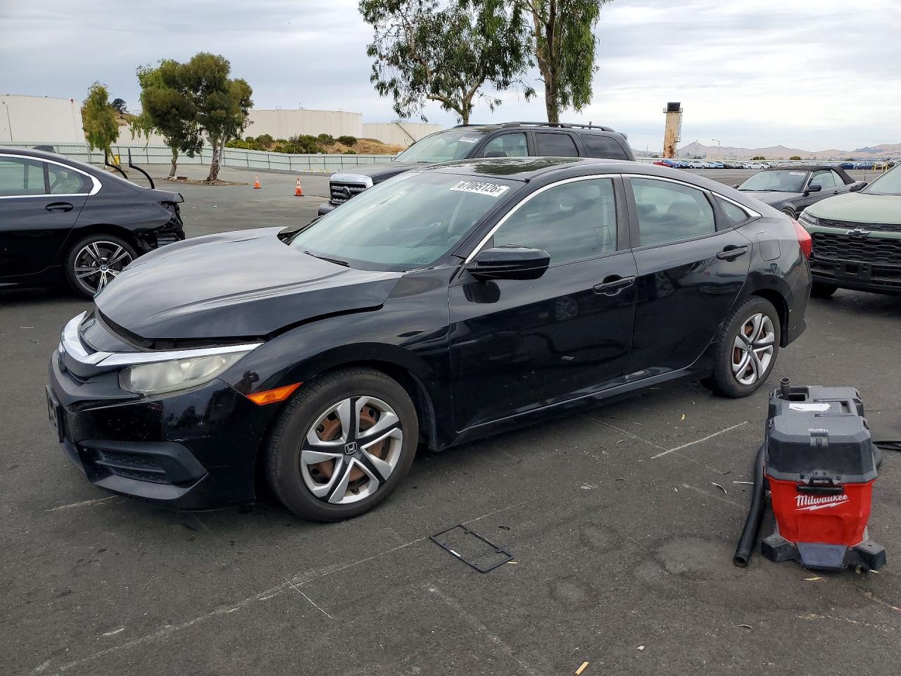2017 HONDA CIVIC LX | 2HGFC2F57HH533309 | UPCARS