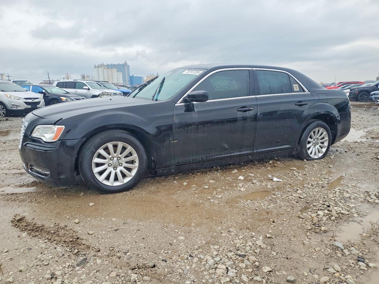 2014 CHRYSLER 300 | 2C3CCAAG4EH217760 | UPCARS
