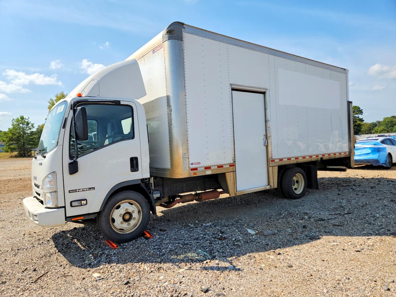 2021 ISUZU NPR BOX TRUCK | 54DC4W1D9MS206669 | UPCARS