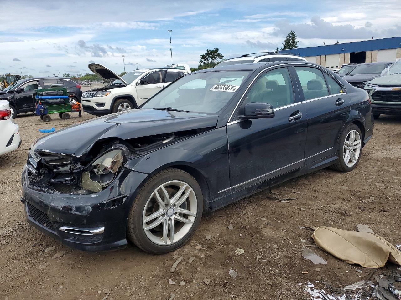 2014 MERCEDES-BENZ C-CLASS 300 4MATIC | WDDGF8AB2EA939265 | UPCARS