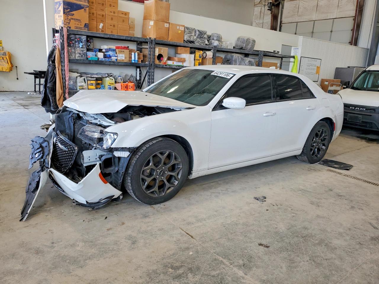 2018 CHRYSLER 300 S | 2C3CCAGG2JH141392 | UPCARS