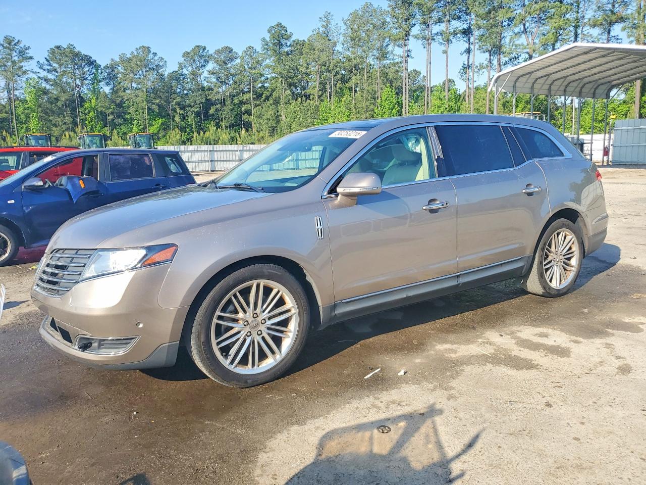 2019 LINCOLN MKT | 2LMHJ5AT8KBL02319 | UPCARS
