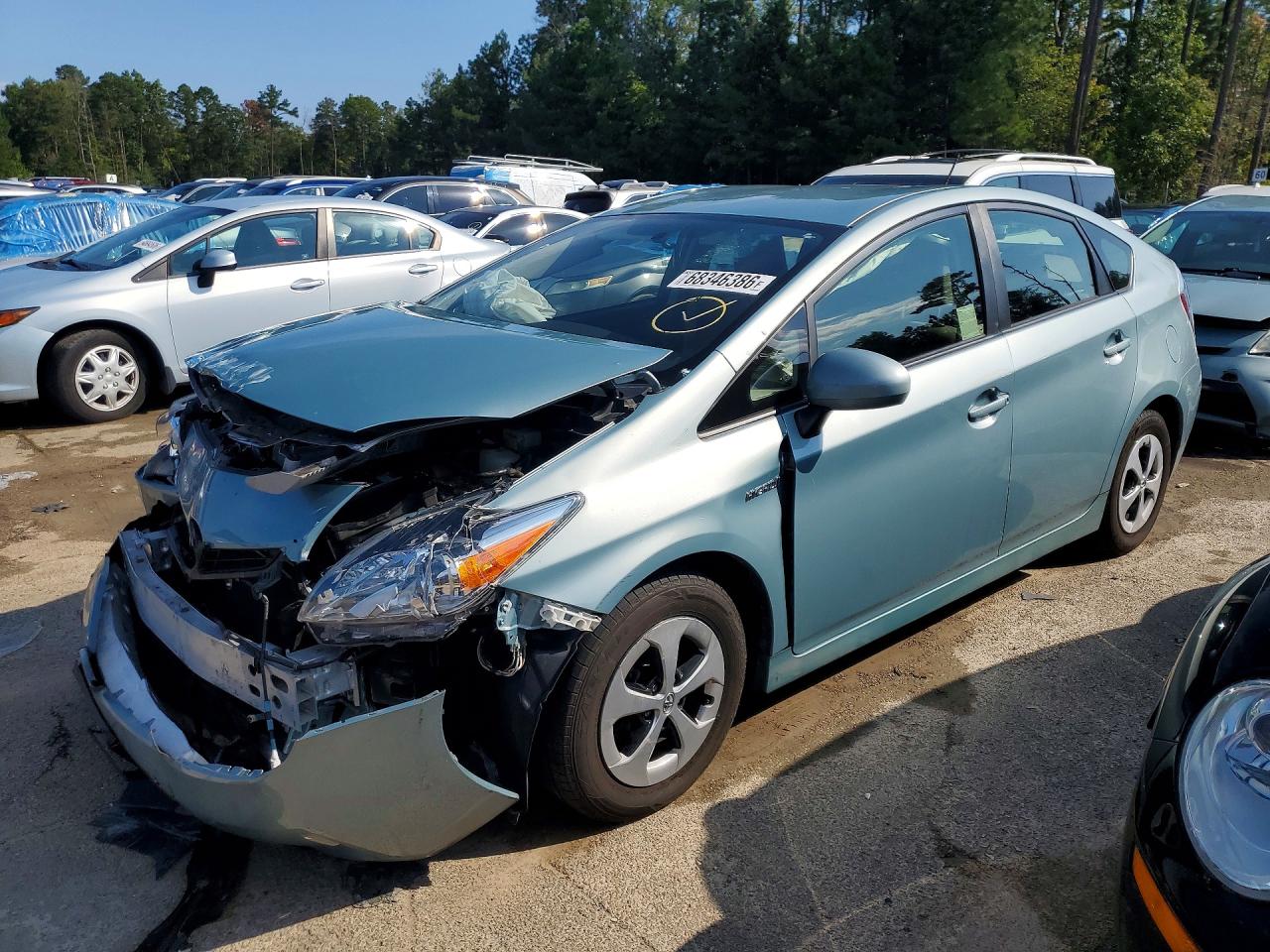 2014 TOYOTA PRIUS THREE | JTDKN3DU8E1818439 | UPCARS