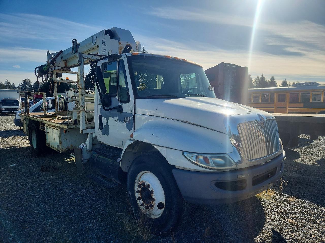 2006 INTERNATIONAL 4000 SERIE 4300 CRANE TRUCK | 1HTMMAAN66H179146 | UPCARS