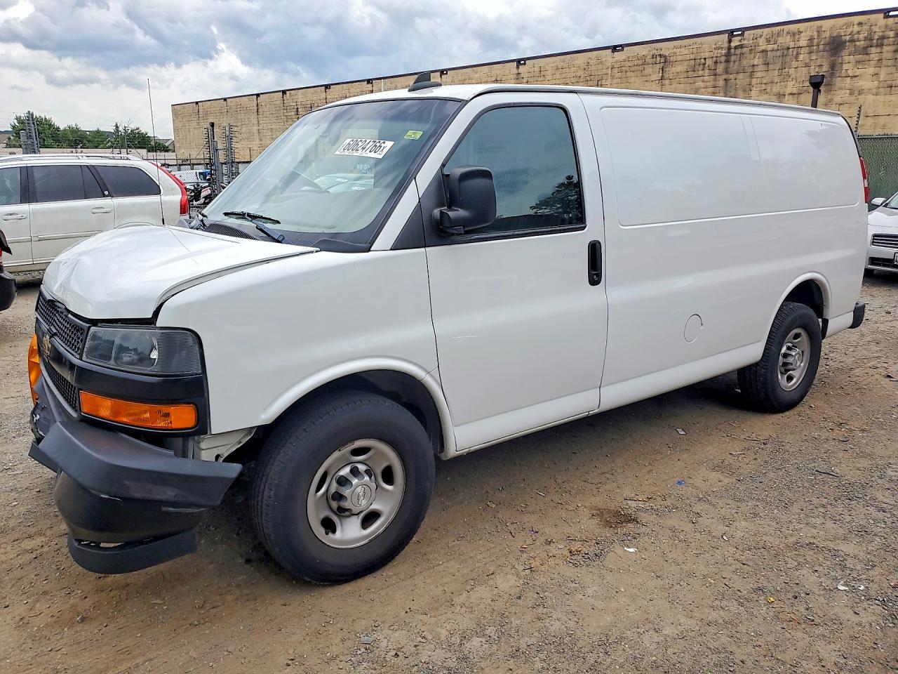 2018 CHEVROLET EXPRESS | 1GCWGAFP3J1302541 | UPCARS