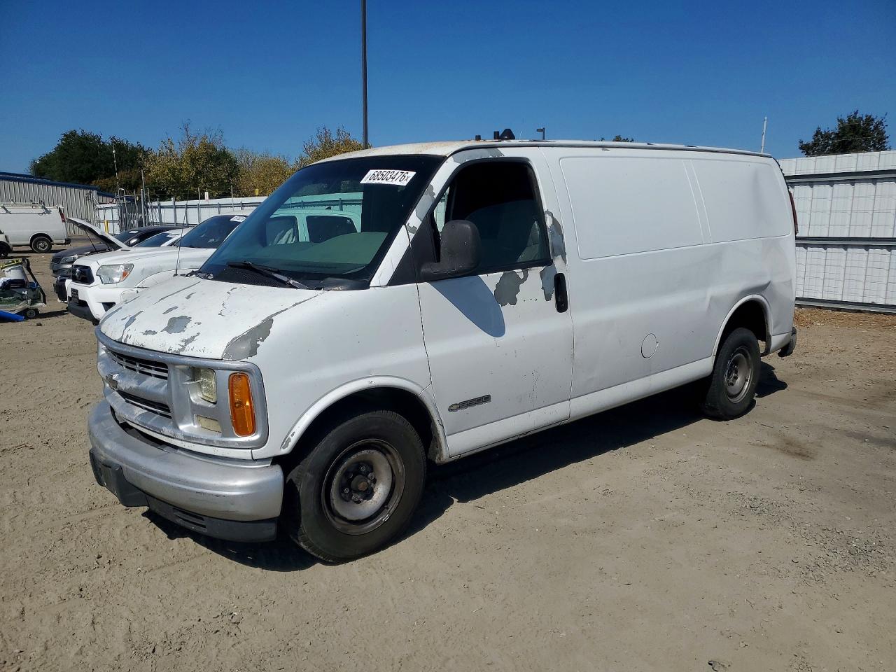 2000 CHEVROLET EXPRESS | 1GCFG25W0Y1165230 | UPCARS