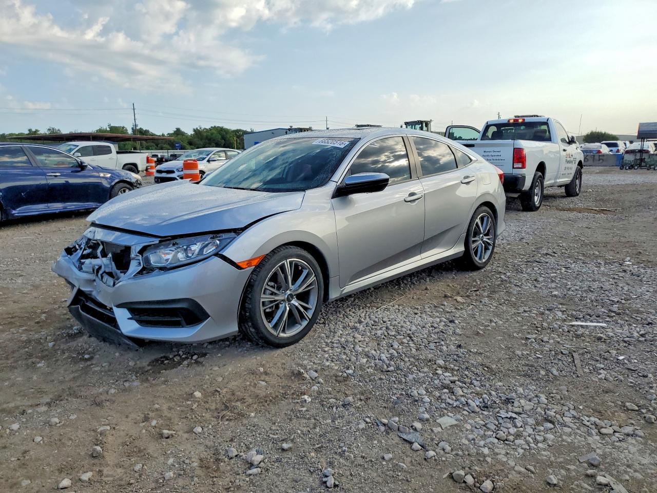 2016 HONDA CIVIC LX | 19XFC2F51GE061651 | UPCARS