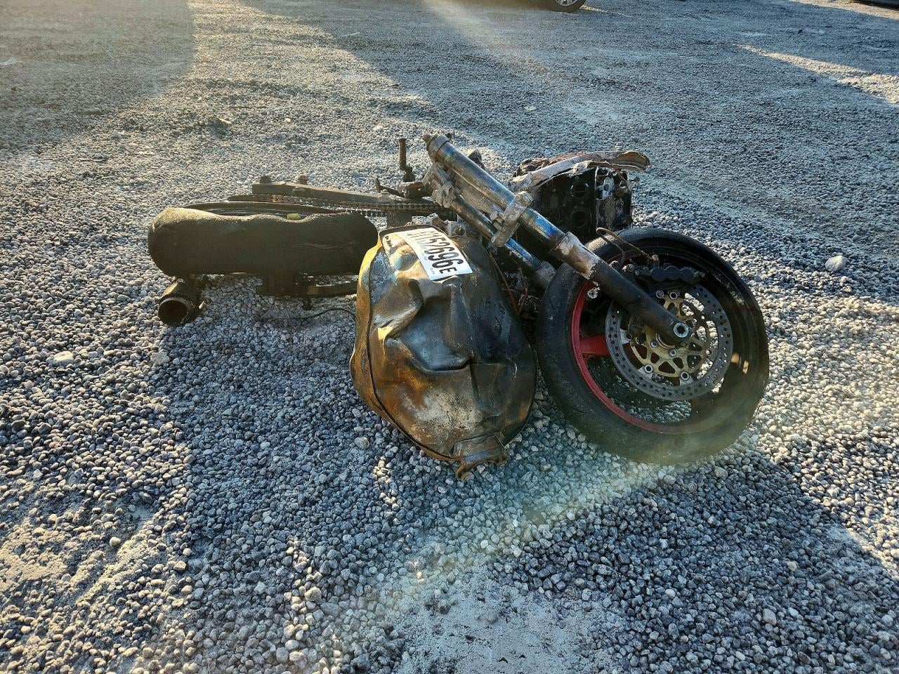 2003 KAWASAKI NINJA 900 F1 ZX-9R | JKAZX2F143A007640 | UPCARS