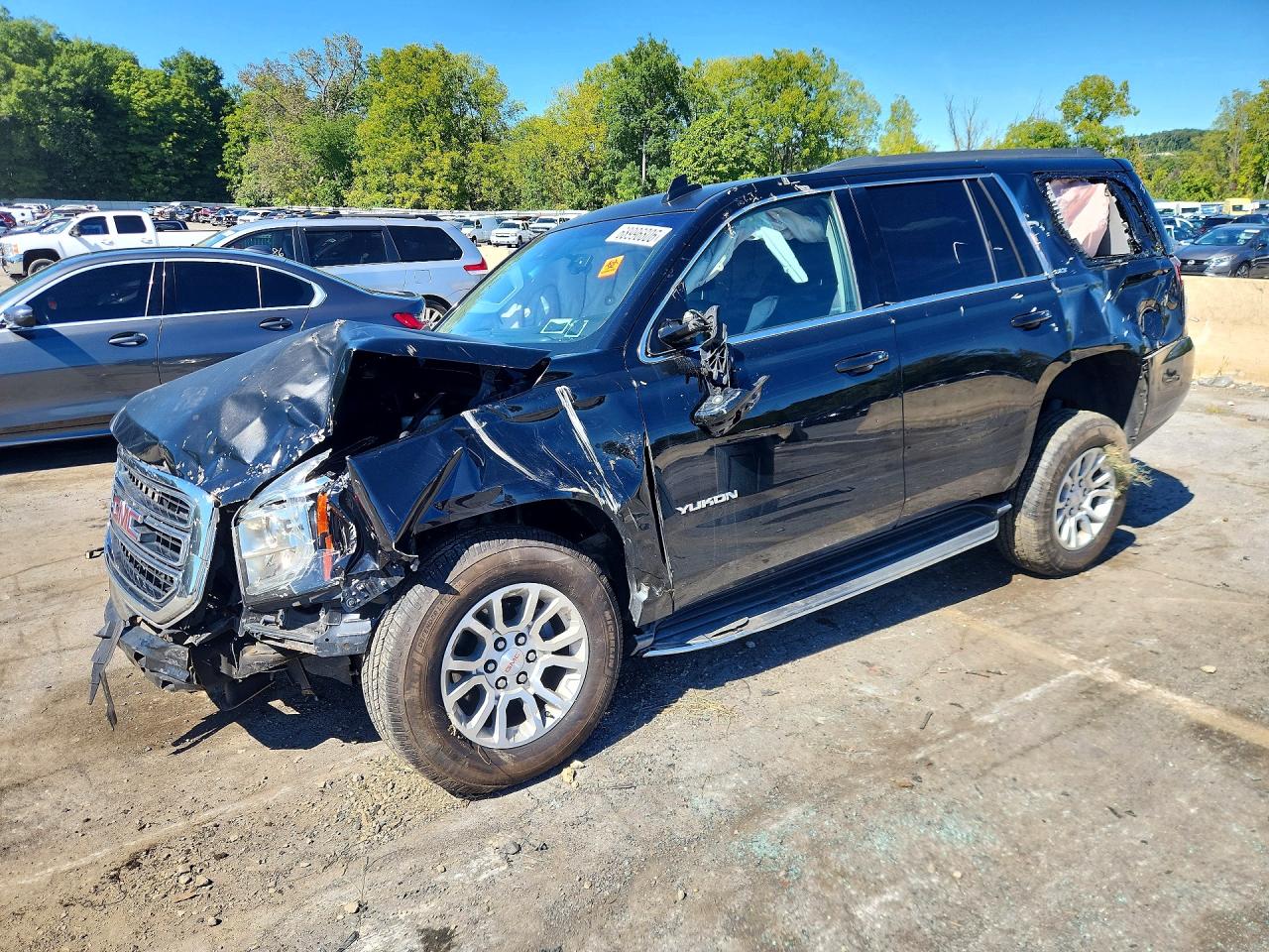 2017 GMC YUKON SLT | 1GKS2BKC4HR180181 | UPCARS
