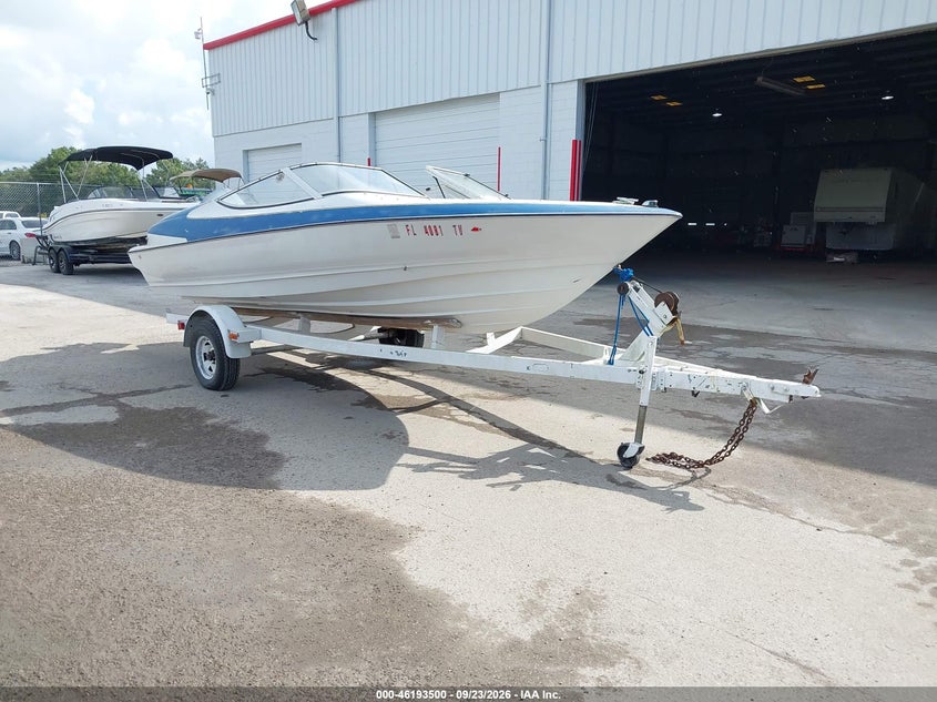 1993 WELLCRAFT EXCEL | ZZN18922A303 | UPCARS
