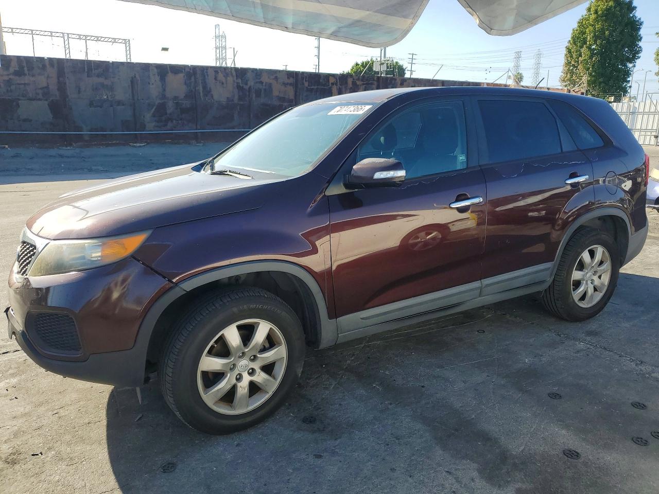 2011 KIA SORENTO LX | 5XYKT3A16BG004074 | UPCARS