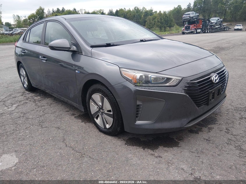 2018 HYUNDAI IONIQ HYBRID BLUE | KMHC65LC7JU100987 | UPCARS