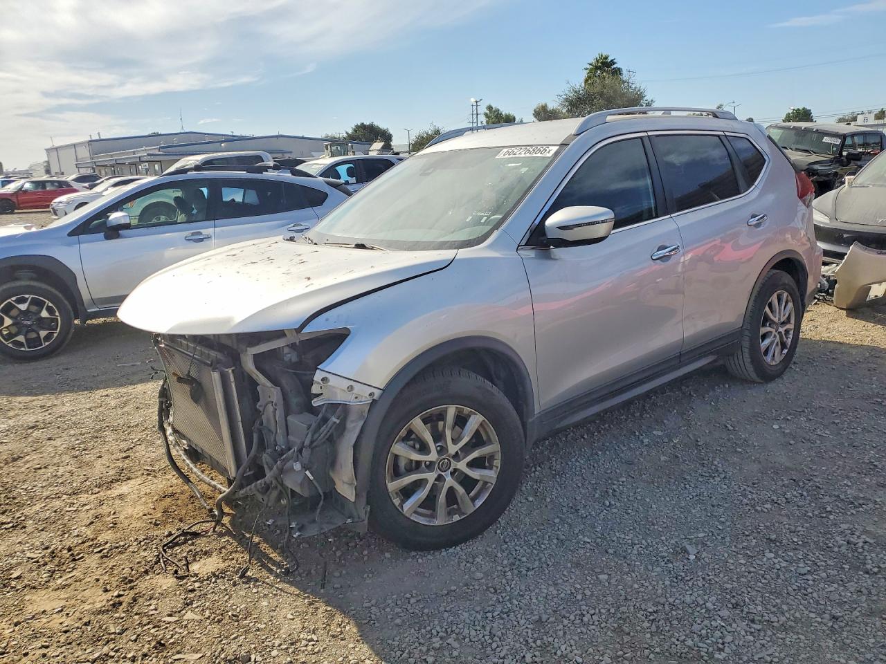 2019 NISSAN ROGUE S | 5N1AT2MT1KC842435 | UPCARS