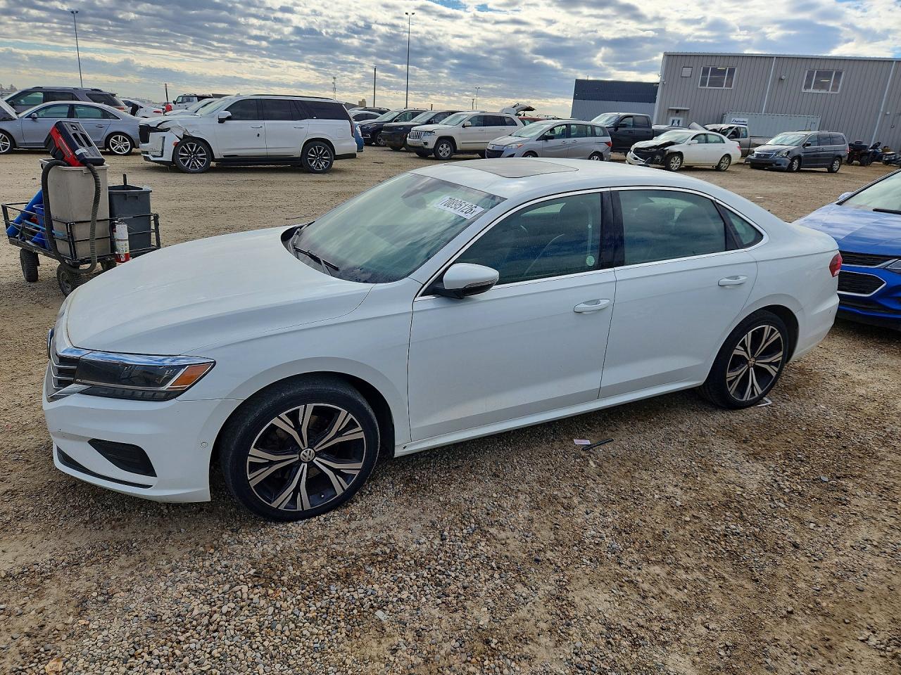 2020 VOLKSWAGEN PASSAT SEL | 1VWCA7A38LC008908 | UPCARS