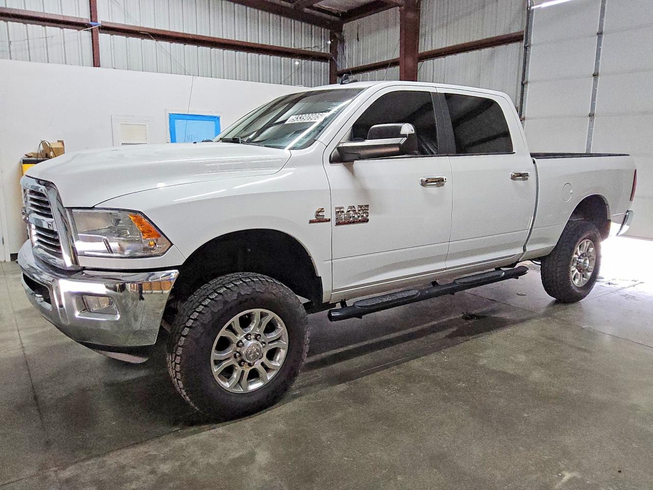 2017 RAM 2500 SLT | 3C6UR5DL2HG680359 | UPCARS