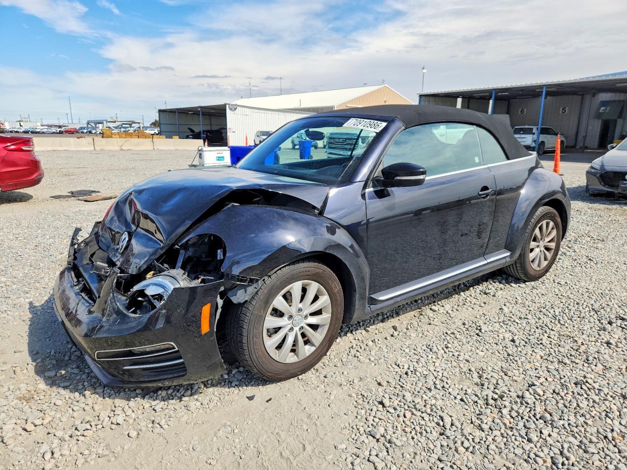 2018 VOLKSWAGEN BEETLE S | 3VW5DAAT4JM516012 | UPCARS