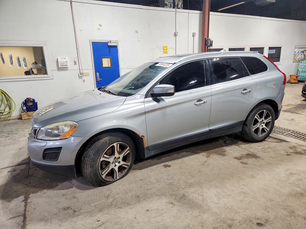 2013 VOLVO XC60 T6 | YV4902DZXD2461404 | UPCARS