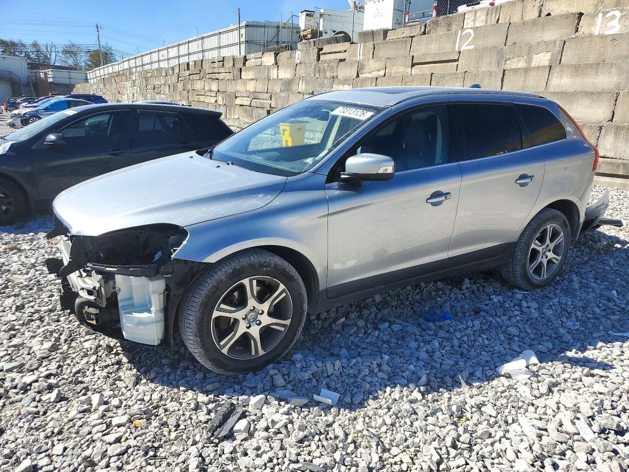 2011 VOLVO XC60 T6 | YV4902DZ5B2170869 | UPCARS