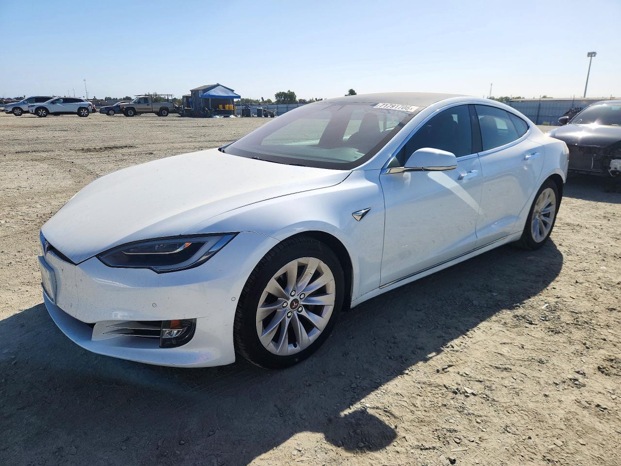 2018 TESLA MODEL S | 5YJSA1E20JF281760 | UPCARS