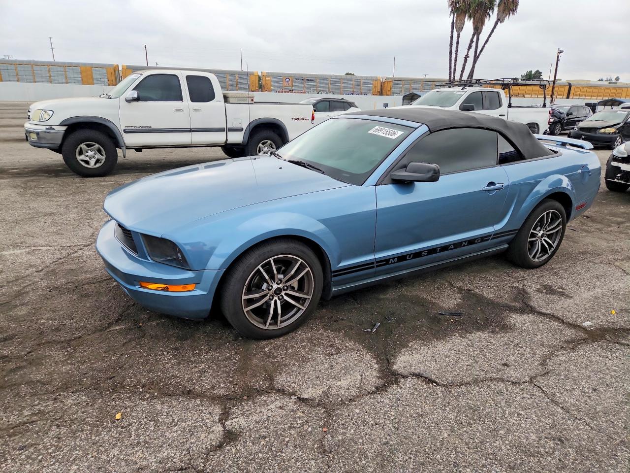 2005 FORD MUSTANG | 1ZVFT84NX55252268 | UPCARS