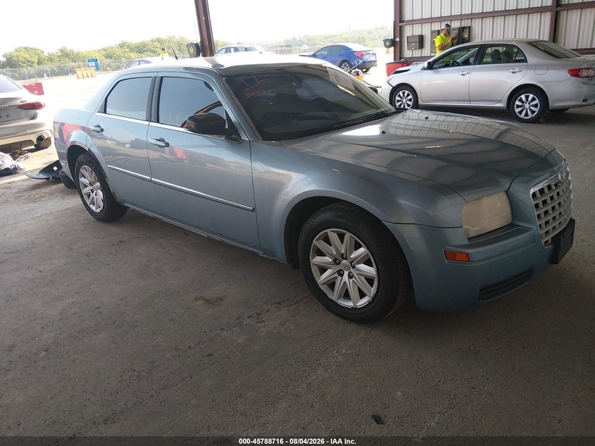 2008 CHRYSLER 300 LX | 2C3KA43R68H268053 | UPCARS