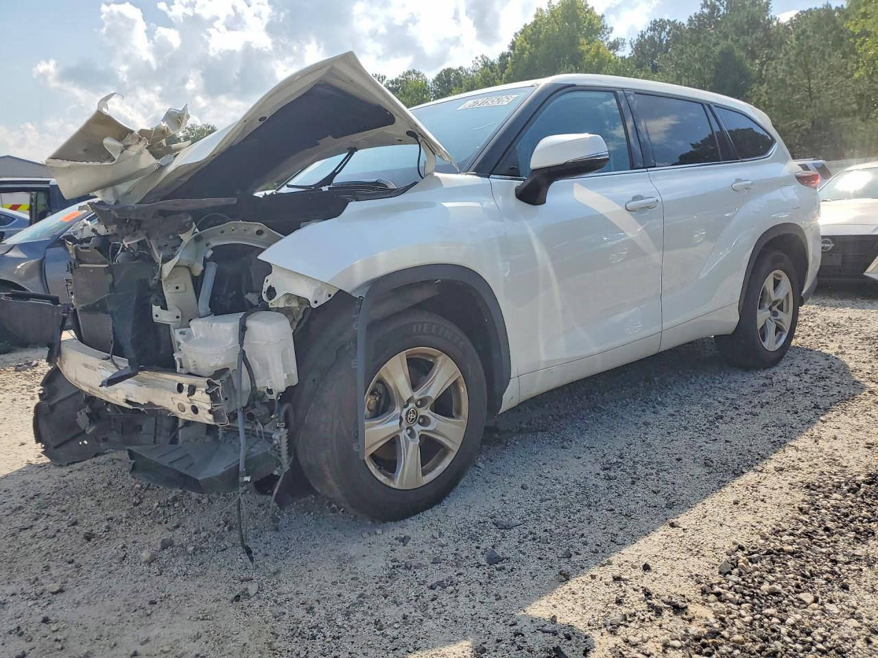 2022 TOYOTA HIGHLANDER LE | 5TDZZRAH6NS543587 | UPCARS