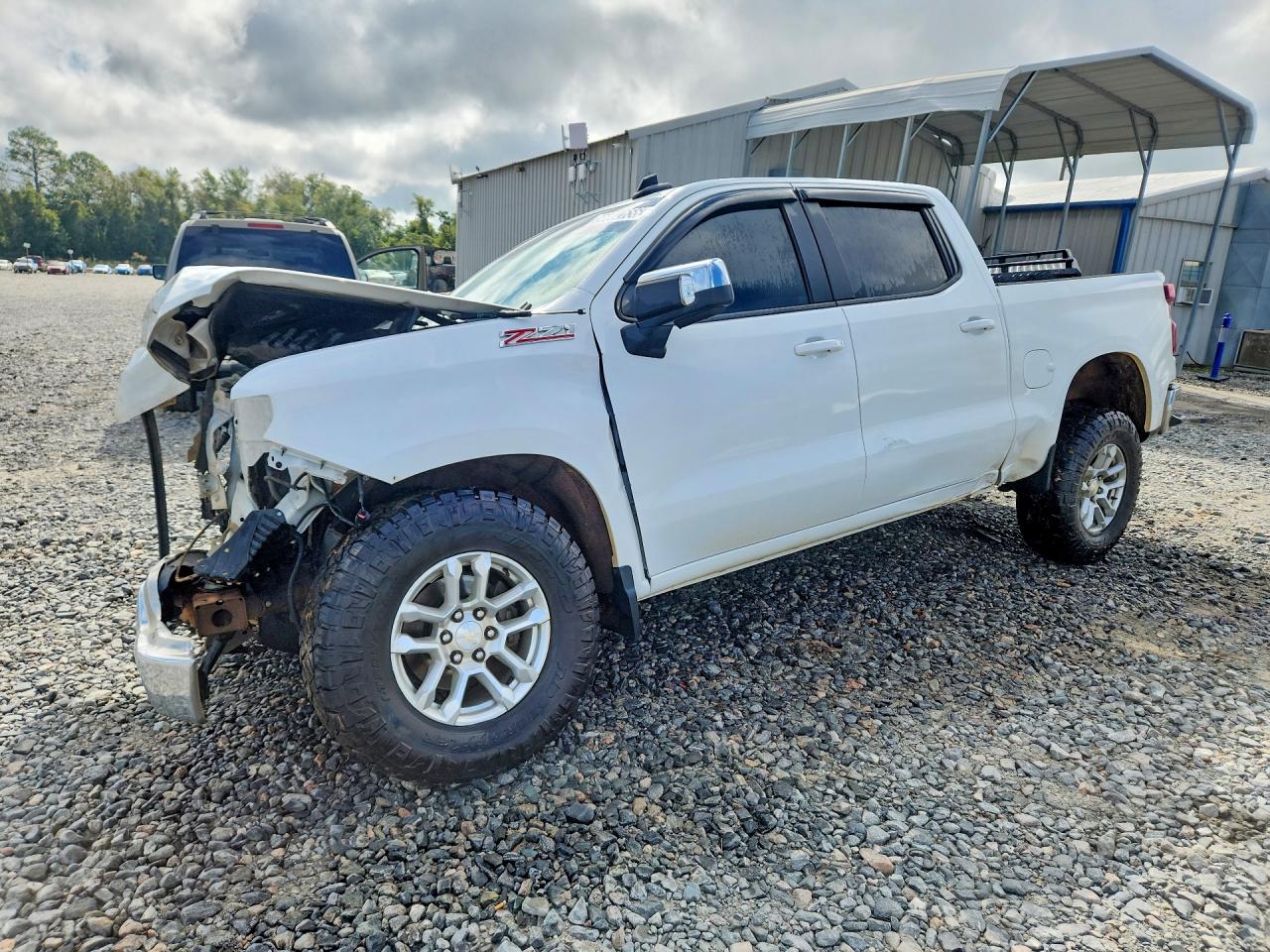 2024 CHEVROLET SILVERADO K1500 LT | 1GCUDDED8RZ165716 | UPCARS