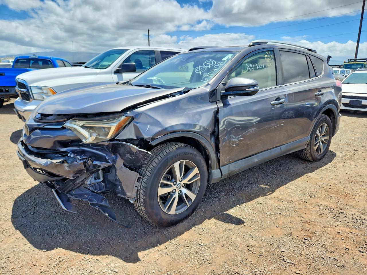 2018 TOYOTA RAV4 XLE | JTMWFREV9JJ204910 | UPCARS