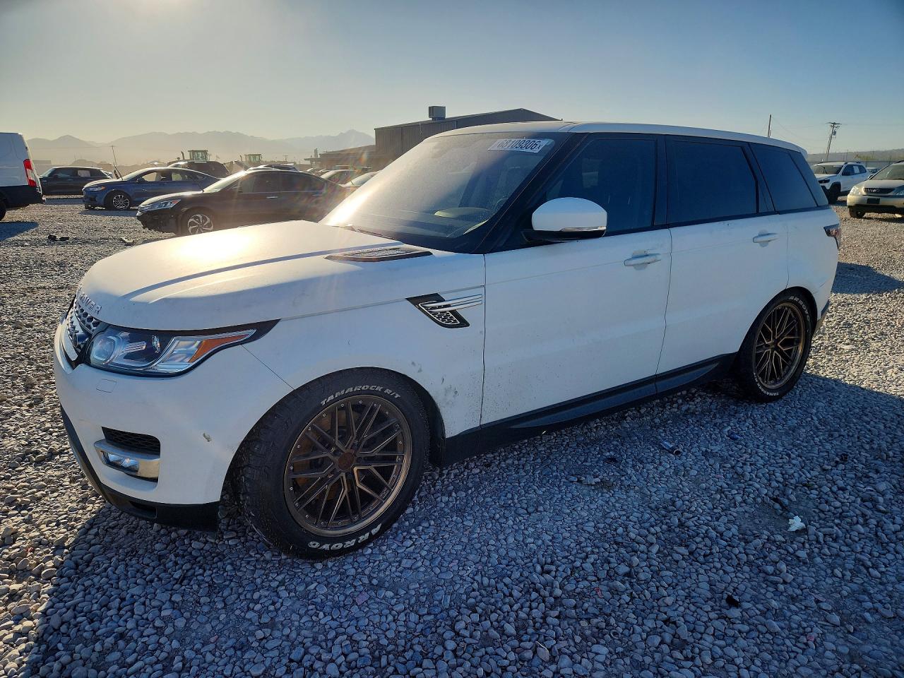 2016 LAND ROVER RANGEROVER HSE | SALWR2KF1GA549460 | UPCARS