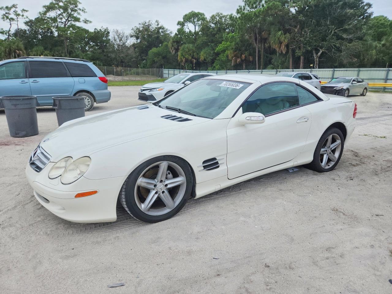 2005 MERCEDES-BENZ SL-CLASS 500 | WDBSK75F85F092549 | UPCARS