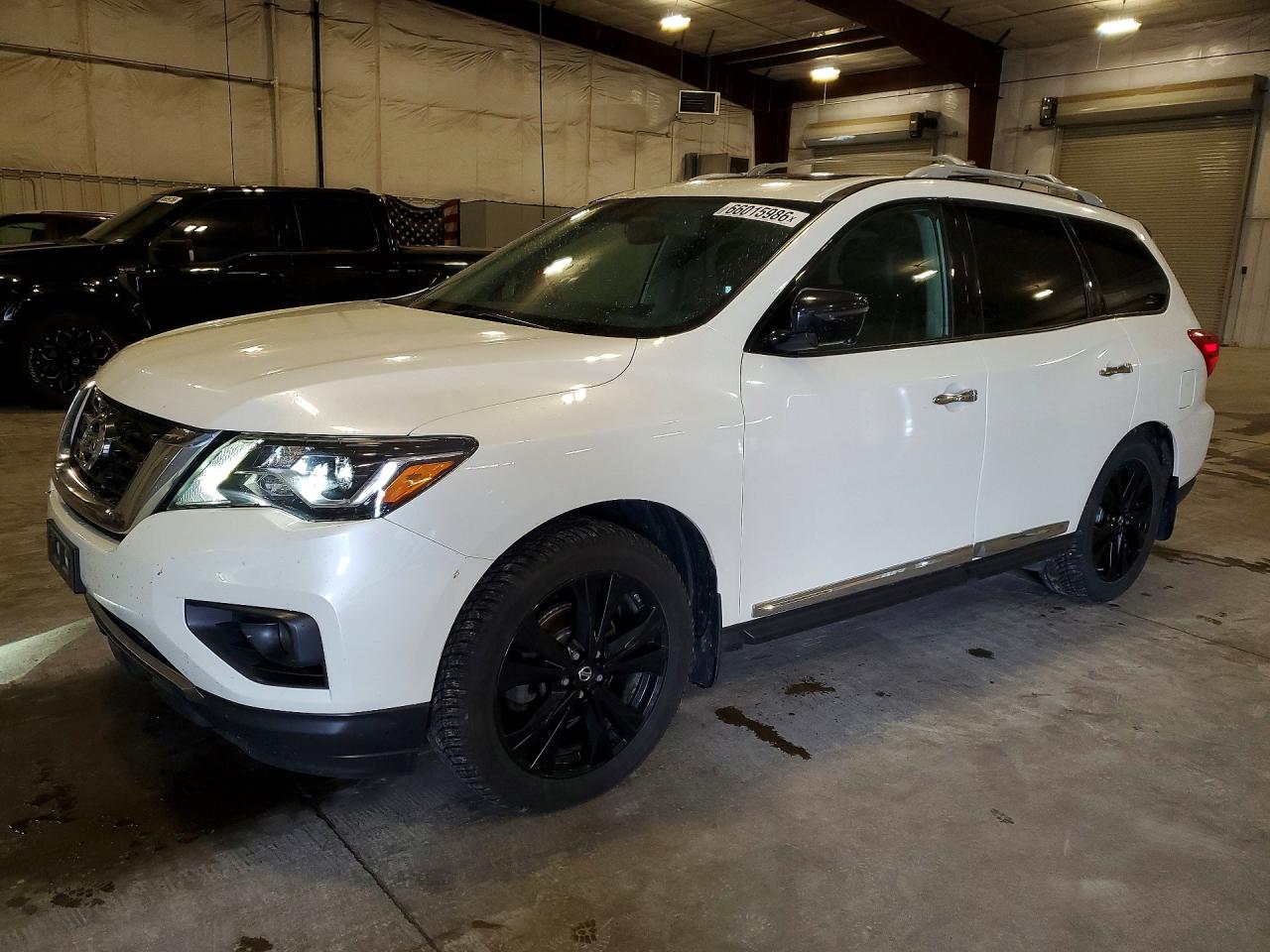 2017 NISSAN PATHFINDER PLATINUM | 5N1DR2MM8HC673222 | UPCARS