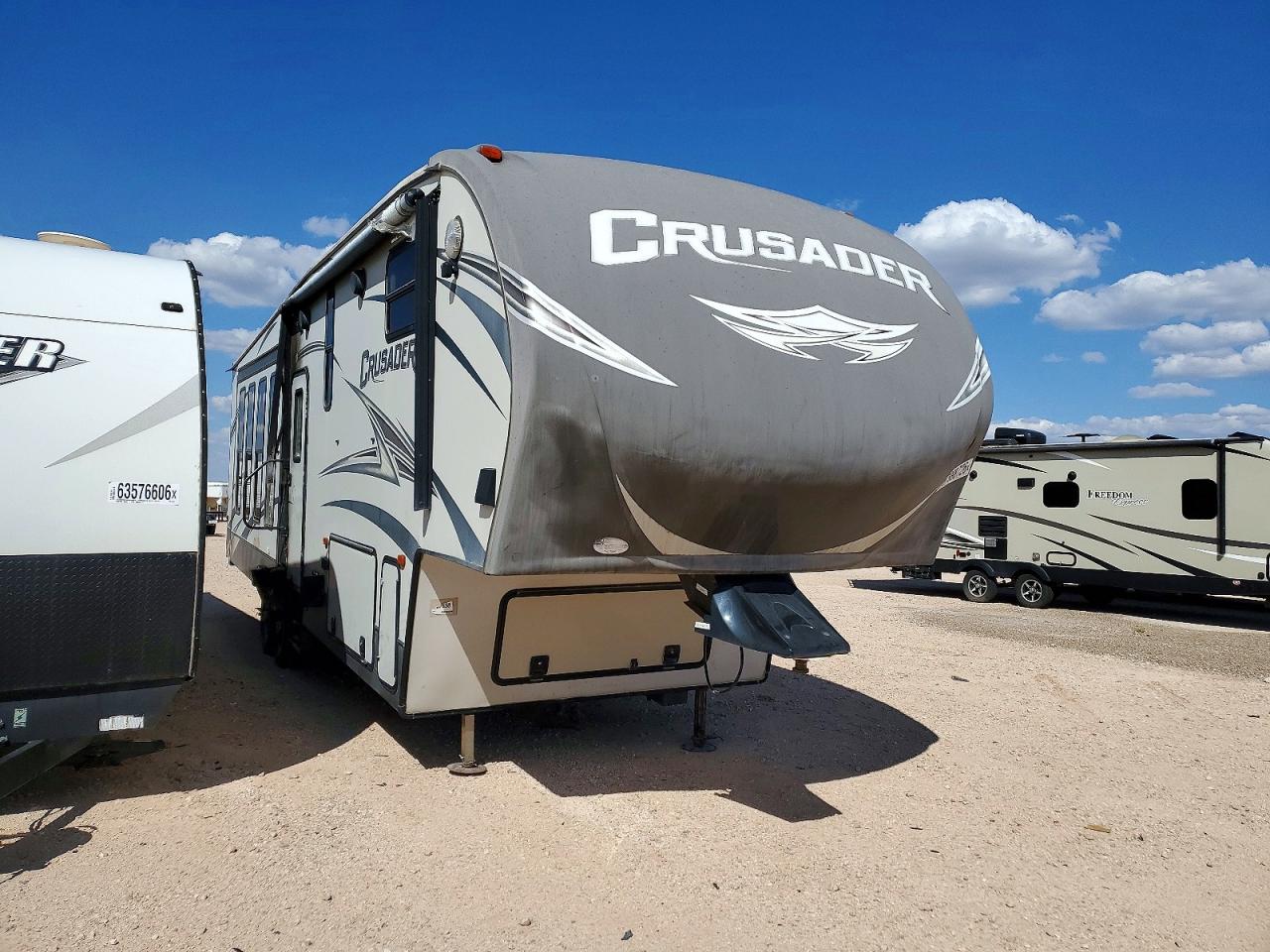 2015 FOREST RIVER CRUSADER CAMPER | 5ZT3CSXB0FG116997 | UPCARS