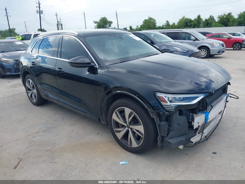 2024 AUDI Q8 E-TRON PREMIUM PLUS QUATTRO | WA15AAGE0RB033439 | UPCARS