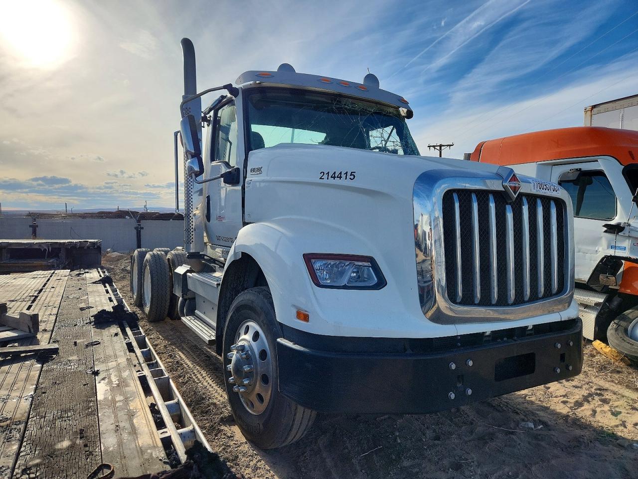 2025 INTERNATIONAL HX620 SEMI TRUCK | 3HSPCAPR4SN379358 | UPCARS