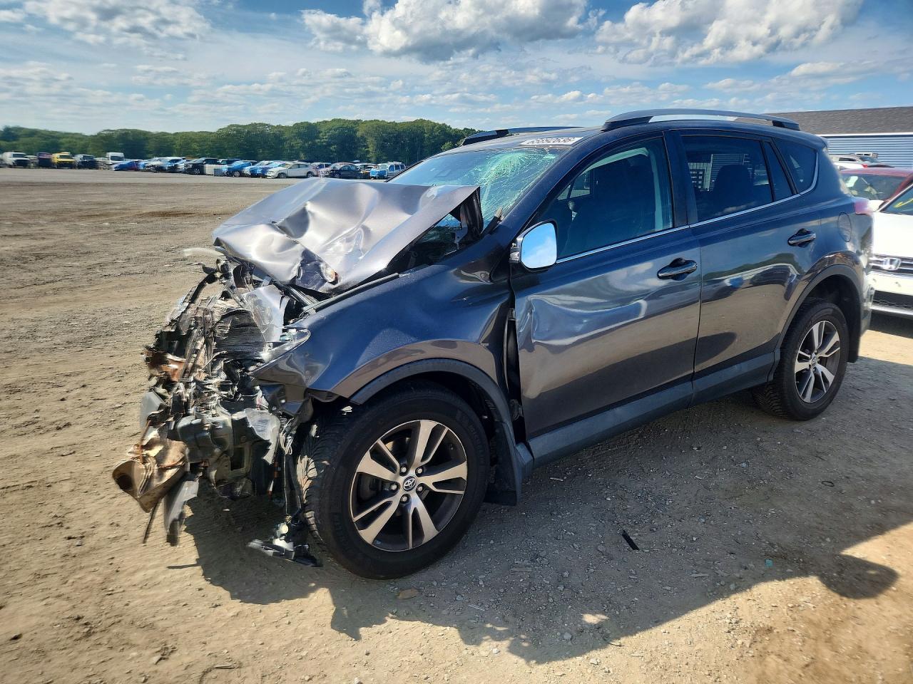 2018 TOYOTA RAV4 XLE | 2T3RFREV2JW720492 | UPCARS