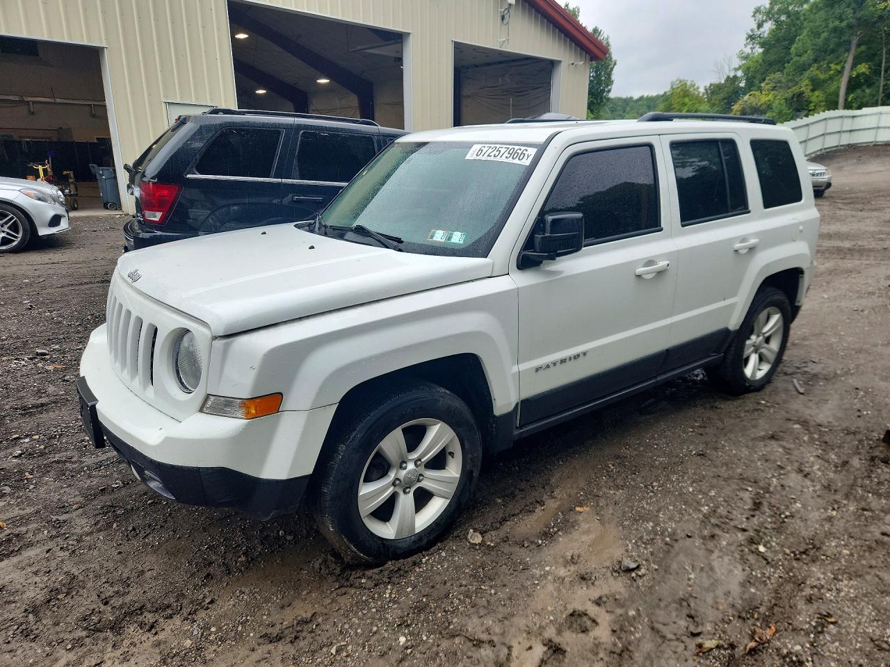 2016 JEEP PATRIOT LATITUDE | 1C4NJRFBXGD657830 | UPCARS