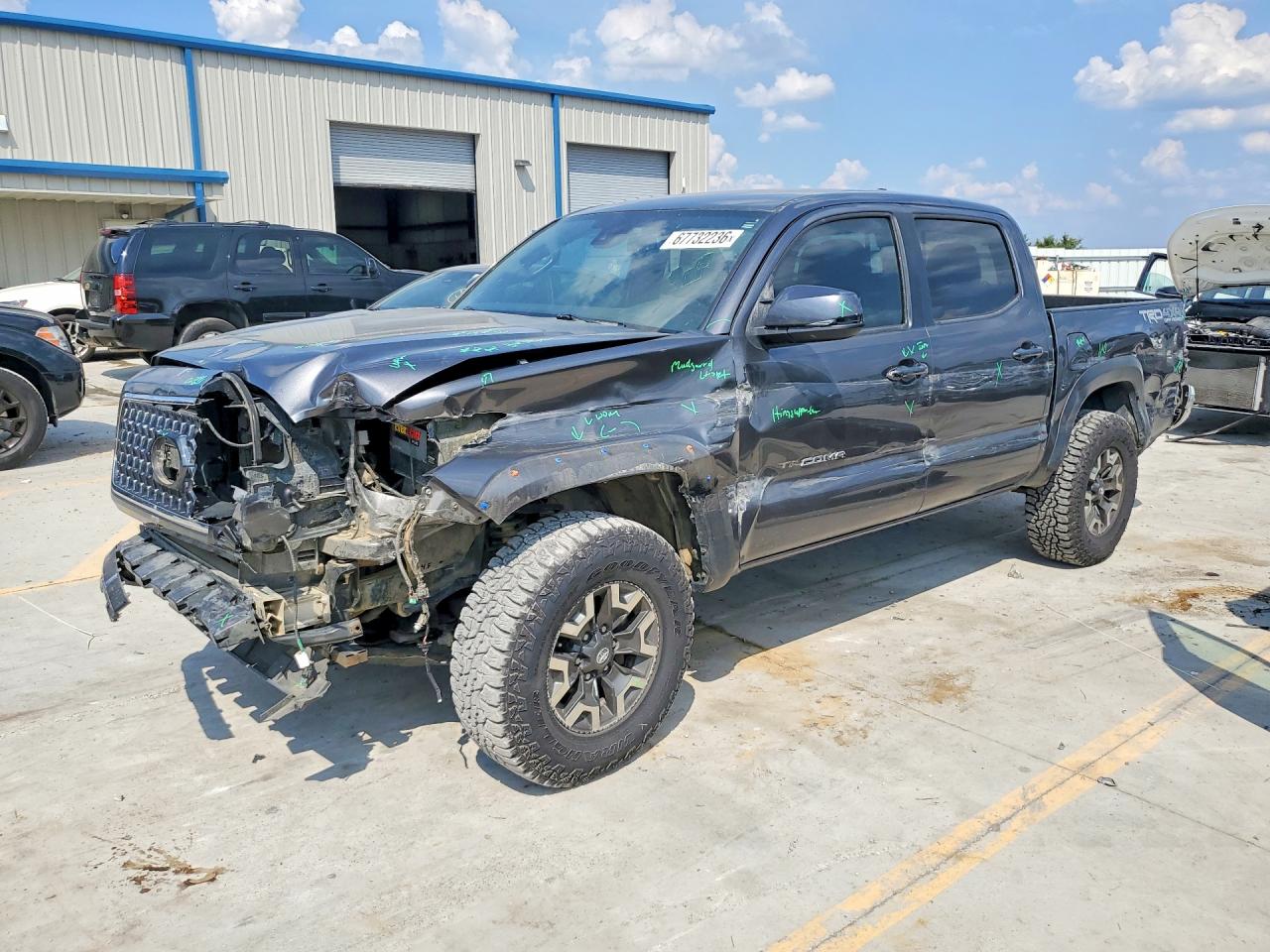 2018 TOYOTA TACOMA TRD OFF-ROAD | 5TFCZ5ANXJX131696 | UPCARS
