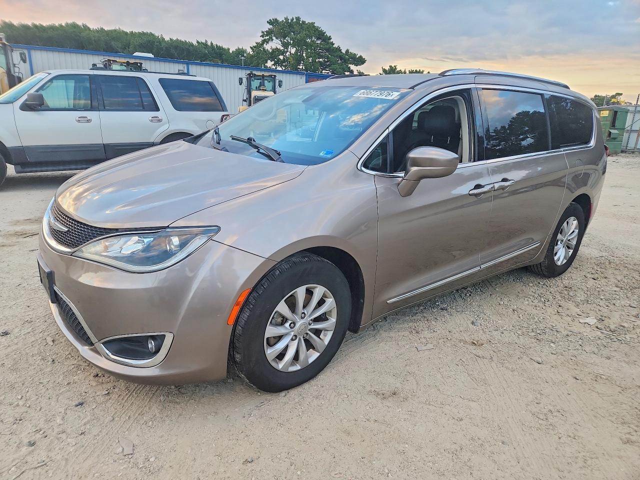 2018 CHRYSLER PACIFICA TOURING L PLUS | 2C4RC1EG9JR116850 | UPCARS