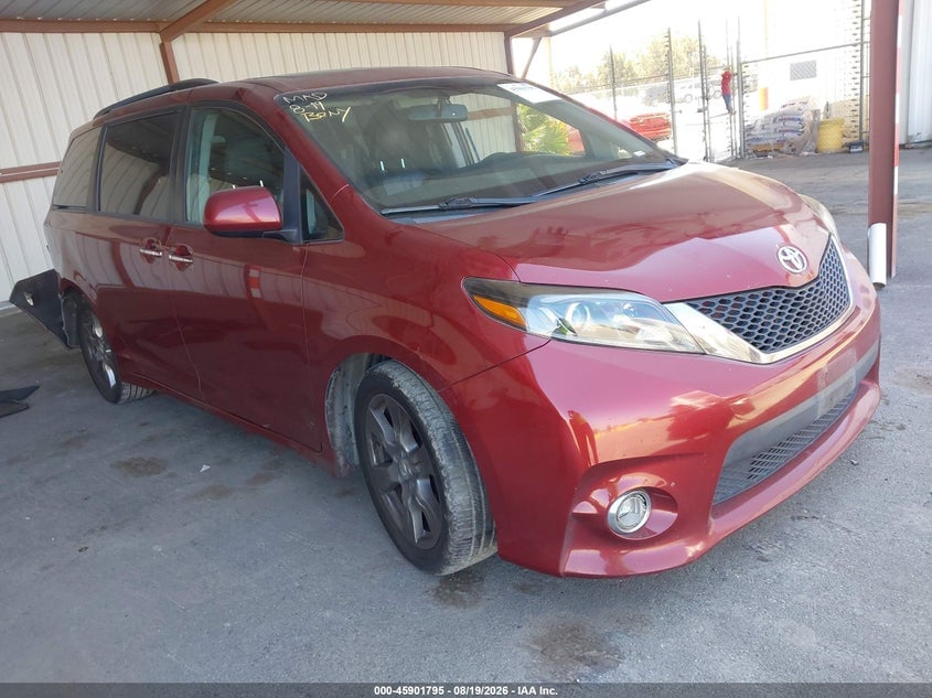 2017 TOYOTA SIENNA SE 8 PASSENGER | 5TDXZ3DC9HS876701 | UPCARS