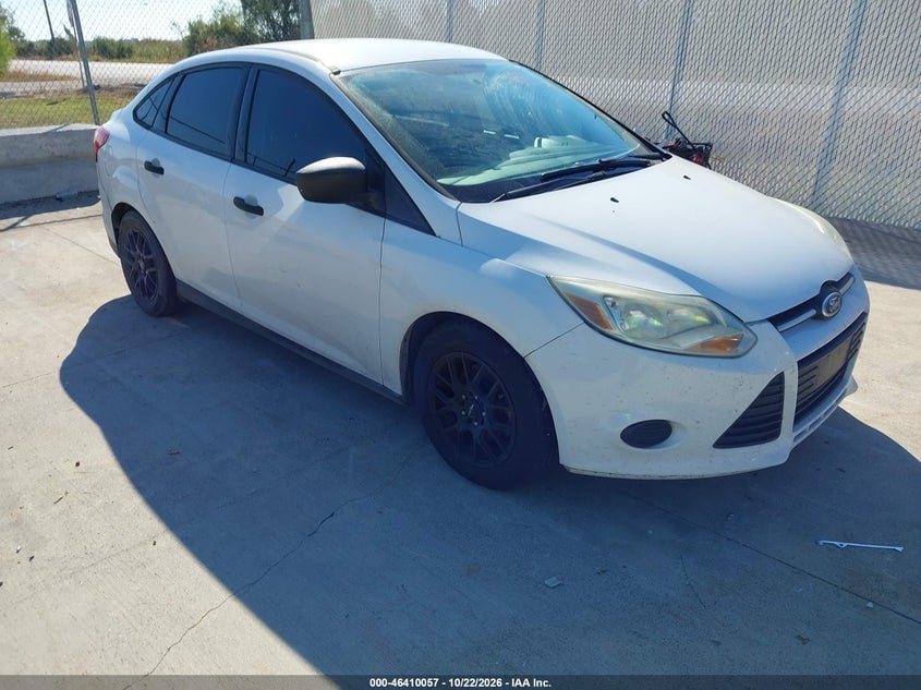 2014 FORD FOCU S | 1FADP3E25EL272368 | UPCARS