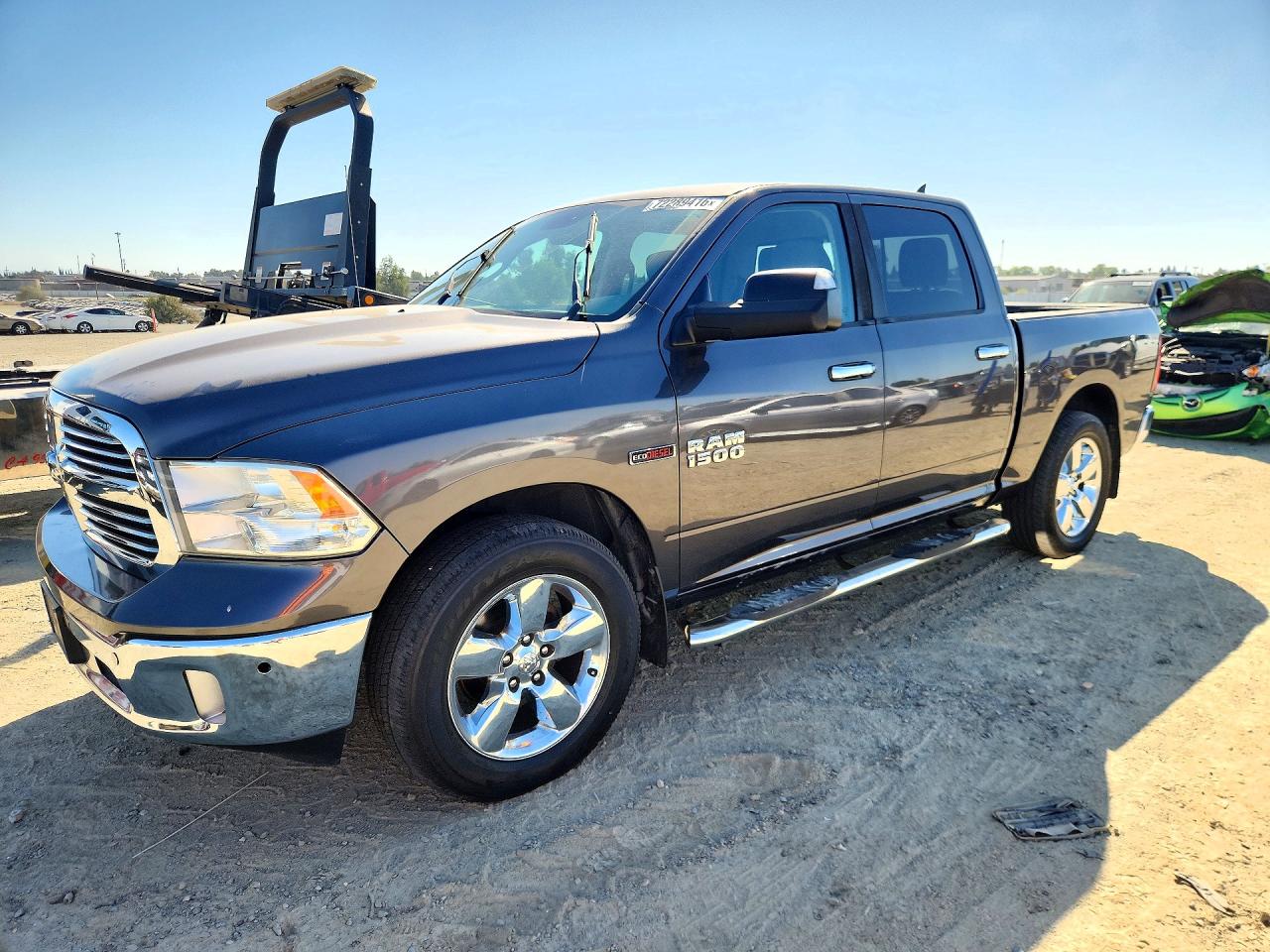2015 RAM 1500 SLT | 1C6RR6LM4FS742713 | UPCARS