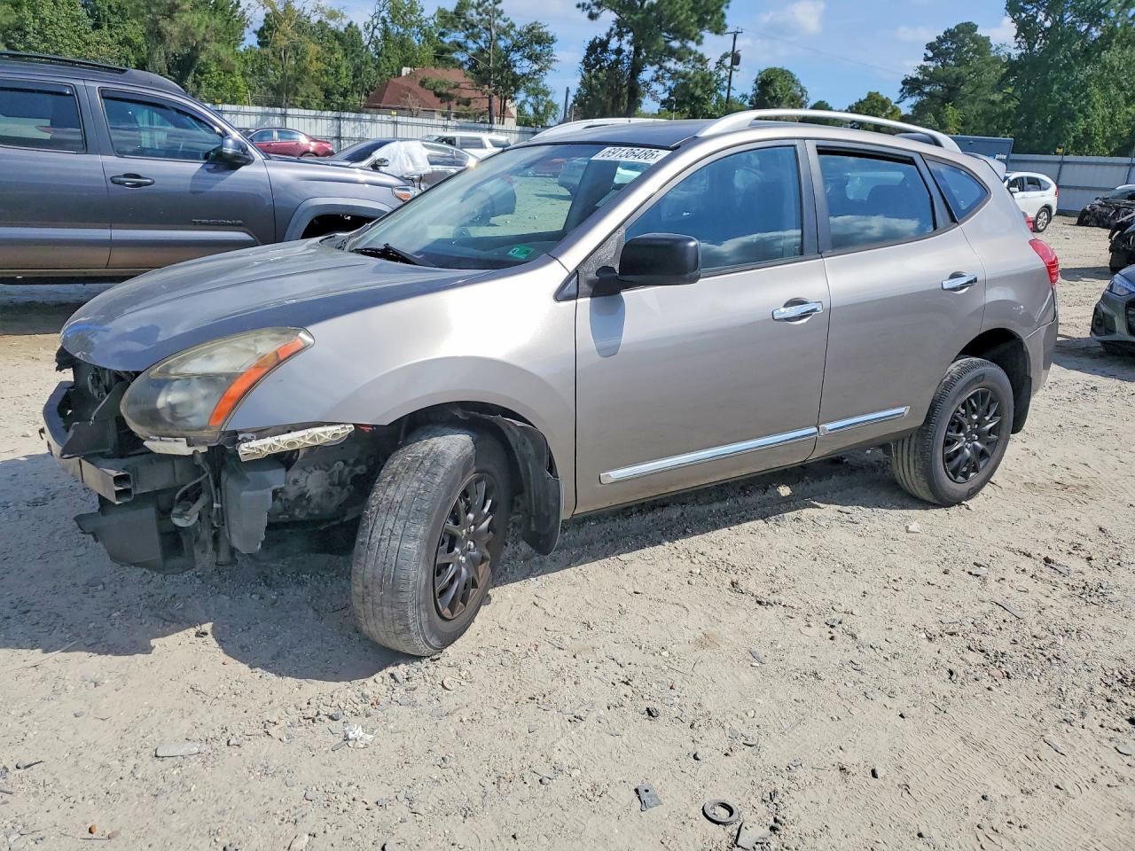 2014 NISSAN ROGUE S | JN8AS5MT0EW601434 | UPCARS