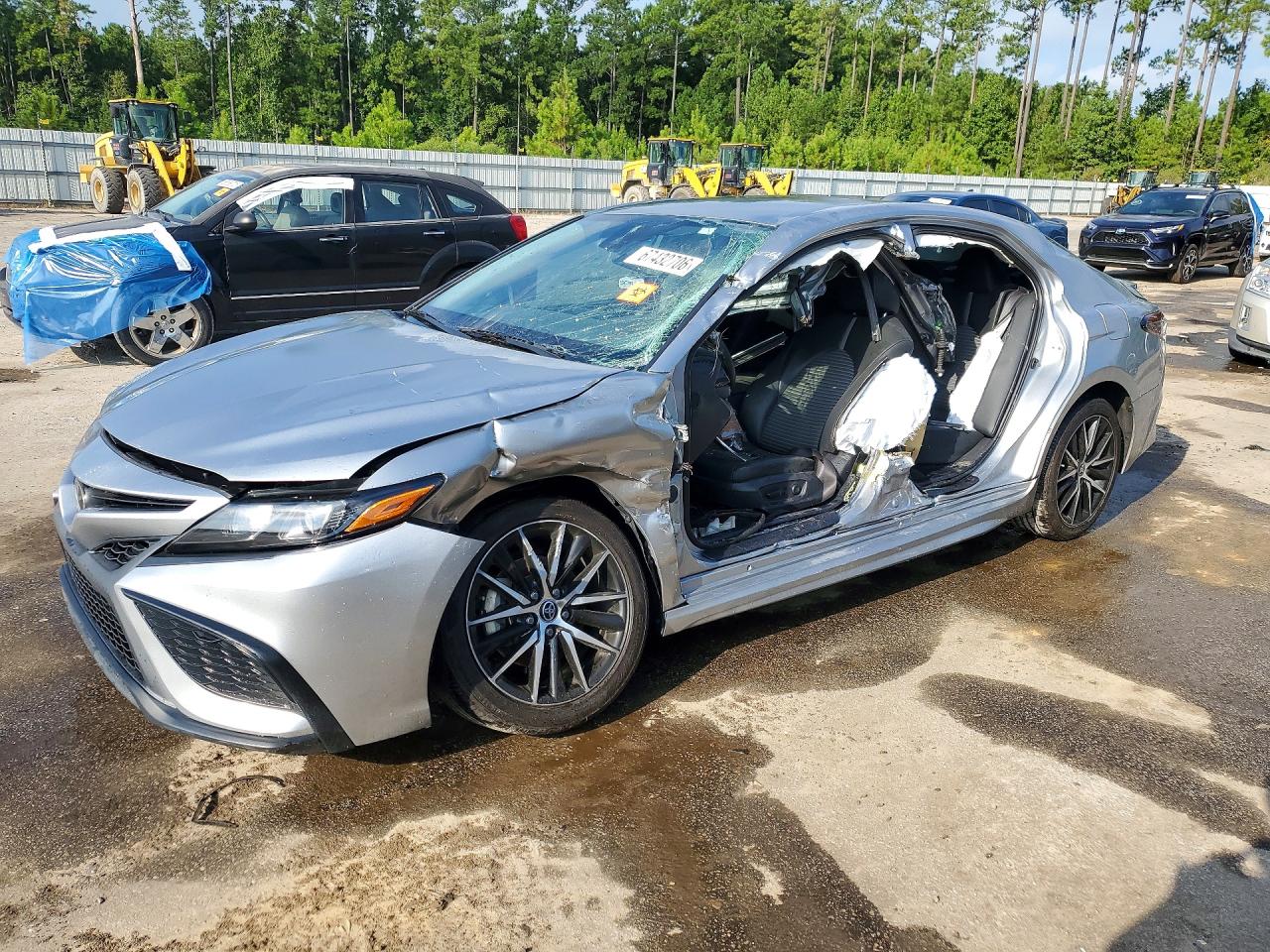 2024 TOYOTA CAMRY SE | 4T1G11AK4RU900922 | UPCARS