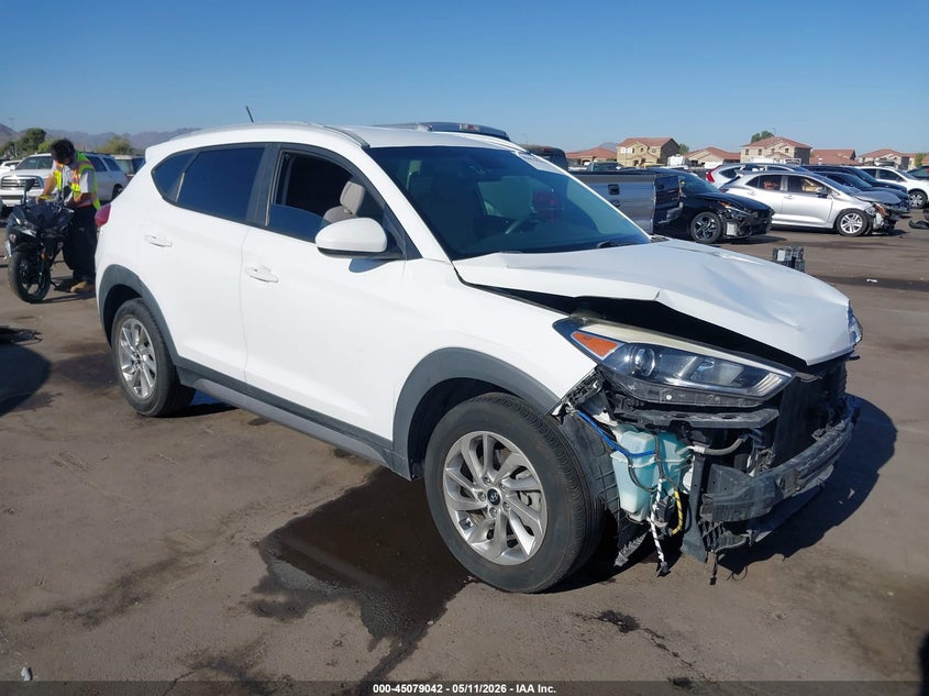 2017 HYUNDAI TUCSON SE | KM8J33A42HU282964 | UPCARS