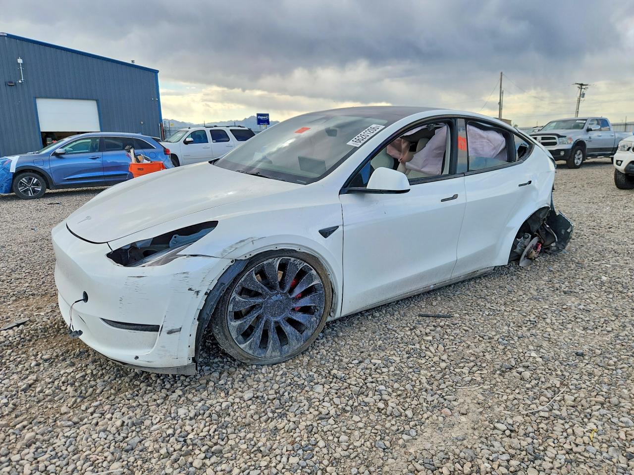 2023 TESLA MODEL Y | 7SAYGDEF1PF712860 | UPCARS
