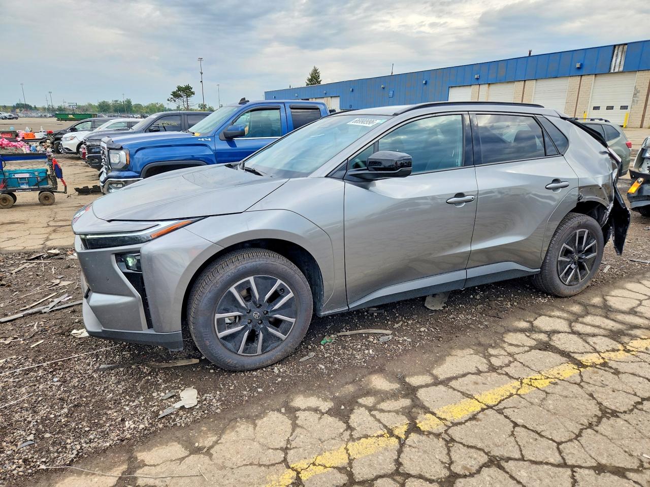 2026 TOYOTA ALL OTHER XLE PLUS | JTMBCAEB6TJ016167 | UPCARS