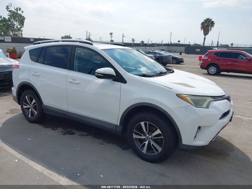2016 TOYOTA RAV4 XLE | 2T3WFREV7GW242629 | UPCARS